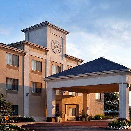 Baymont By Wyndham Merrillville Bagian luar foto