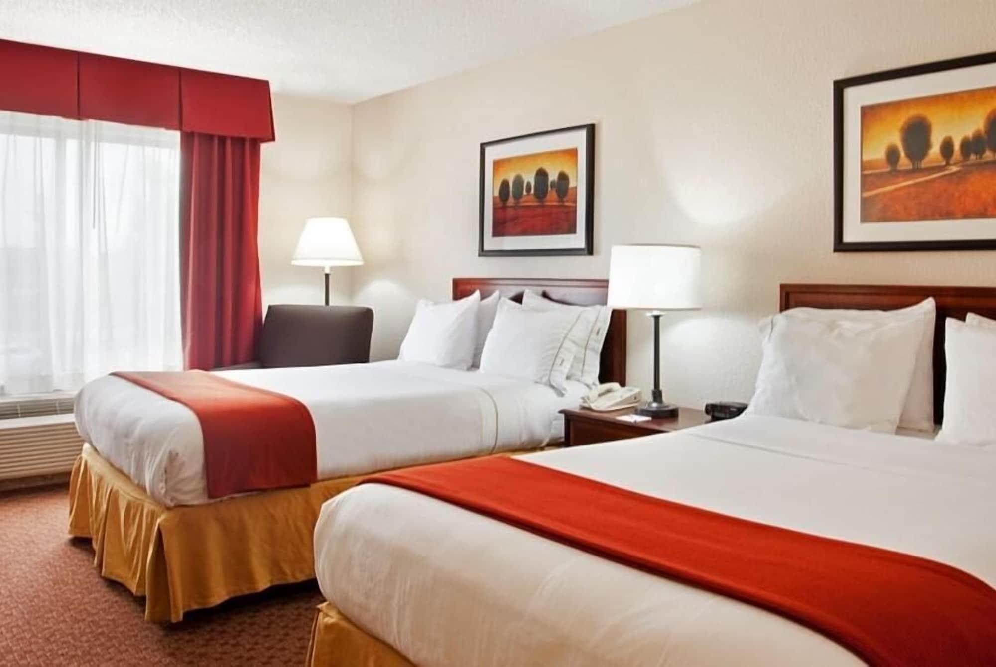 Baymont By Wyndham Merrillville Bagian luar foto