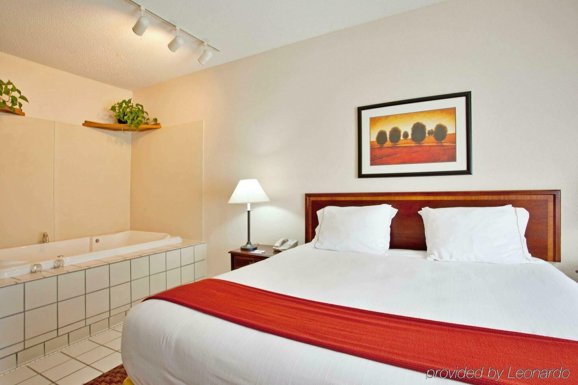 Baymont By Wyndham Merrillville Ruang foto